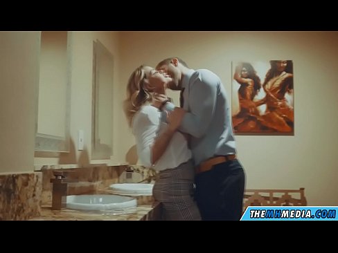 ❤️ Nalika pirang busty seduces anjeun dina restroom umum ️ porno kualitas di urang% su.amzhoka.top%